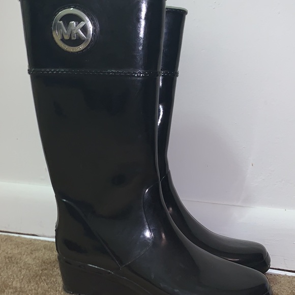 Michael Kors Rain Boots - Picture 1 of 2